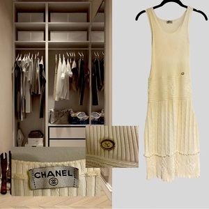 CLASSIC PIECE! Vintage Chanel tank knee length dress.